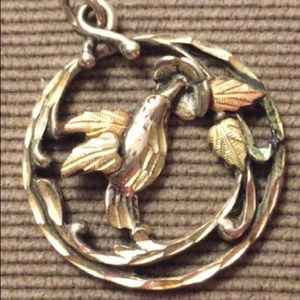 WM Black Hills Gold 12k Multi-tone Gold Leafed